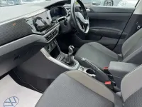 Second-hand VW Polo Life 95 CP (69 kW) 2024 Alb Hatchback