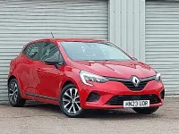 Used Renault Clio Evolution 90 HP (66 kW) 2023 Red Hatchback