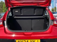 Used Hyundai i20 Advanced 100 HP (73 kW) 2024 Red Hatchback