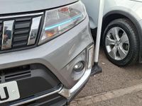 Używany Suzuki Vitara SZ5 129 KM (94 kW) 2020 Szary SUV