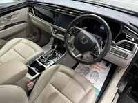 Used Ssangyong (KGM) Korando 136 HP (100 kW) 2019 Black Estate