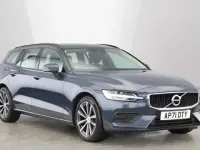 Usado Volvo V60 Momentum 161 HP (118 kW) 2022 Carrinha