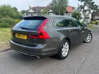 Używany Volvo V90 Momentum 2018 Szary Kombi