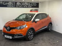 Used Renault Captur Dynamique 90 HP (66 kW) 2013 Orange/cream SUV
