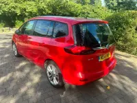 Used Vauxhall Zafira SRi 140 HP (102 kW) 2014 Red MPV