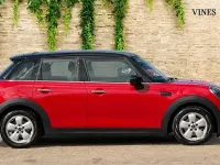Used Mini Cooper Classic 136 HP (100 kW) 2022 Red Hatchback