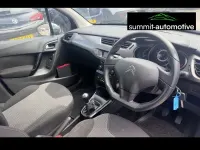 Used Citroën C3 SELECTION 2014 White Hatchback