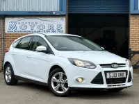 Used Ford Focus Zetec 2013 White Hatchback