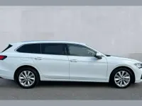 Used Skoda Superb SE Technology 200 HP (147 kW) 2025 White Estate