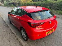 Second-hand Vauxhall Astra SRi 150 CP (110 kW) 2019 Roșu Hatchback