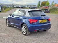 Usado Audi A1 Sportback Sport 122 CV (89 kW) 2014 Azul Utilitario
