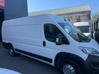 Used Citroën Relay 140 HP (102 kW) 2023 White Van