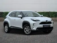 Used Toyota Yaris Hybrid 2024 White Estate