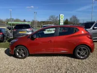 Gebraucht Renault Clio IV Dynamique 90 PS (66 kW) 2015 Rot Kleinwagen
