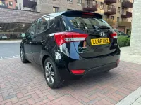 Used Hyundai ix20 SE 125 HP (91 kW) 2017 Black Hatchback