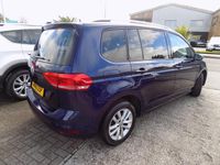 Used VW Touran Family 115 HP (84 kW) 2018 Blue MPV