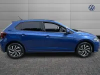 Used VW Polo Life 80 HP (58 kW) 2023 Blue Hatchback