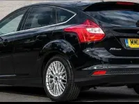 Used Ford Focus Zetec 180 HP (132 kW) 2014 Black Hatchback