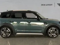 Used Mini Cooper Countryman Sport 134 HP (98 kW) 2022 Green SUV