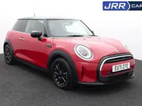 Begagnad Mini Cooper Classic 2021 Röd Halvkombi