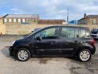 Used Renault Grand Modus Dynamique 88 HP (64 kW) 2011 Black MPV