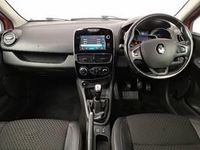Używany Renault Clio IV Dynamique 90 KM (66 kW) 2017 Czerwony Hatchback