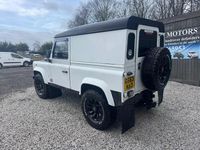 Used Land Rover Defender 111 HP (81 kW) 1989 White SUV