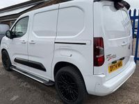 Used Vauxhall Combo 102 HP (75 kW) 2026 MPV