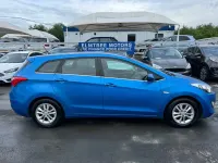 Used Hyundai i30 SE 136 HP (100 kW) 2016 Blue Estate