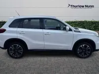 Second-hand Suzuki Vitara SZ5 116 CP (85 kW) 2022 Alb SUV