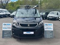 Begagnad Peugeot Expert 2019 Svart Van