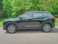 Usado Hyundai Tucson SE 132 CV (97 kW) 2017 Negro SUV