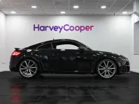 Begagnad Audi TT Black Edition 197 HK (144 kW) 2022 Svart Sportkupé