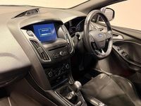 Used Ford Focus RS 350 HP (257 kW) 2016 White Hatchback