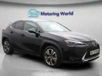 Usado Lexus UX 300e 150 kW (204 HP) 2023 SUV