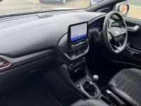 Używany Ford Puma ST-Line X 155 KM (114 kW) 2023 Srebrny SUV