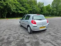 Used Renault Clio II Expression 2007 Silver Hatchback