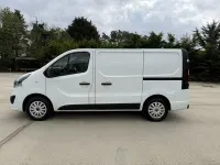 Usado Vauxhall Vivaro Sportive 120 HP (88 kW) 2019 Branco Monovolume