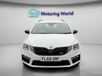 Used Skoda Octavia vRS 188 HP (138 kW) 2020 White Estate