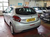 Used Peugeot 208 Access 68 HP (50 kW) 2015 Silver Hatchback