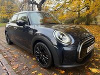 Usado Mini Cooper Exclusive 2021 Negro Utilitario