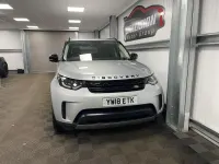 Usado Land Rover Discovery 5 SE 2018 Plateado SUV