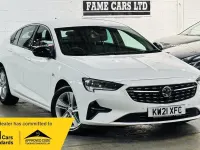 Used Vauxhall Insignia SRi 174 HP (127 kW) 2021 White Hatchback