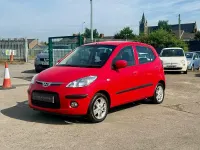 Used Hyundai i10 Comfort 77 HP (56 kW) 2010 Red Hatchback