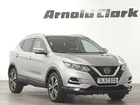 Used Nissan Qashqai N-Connecta 110 HP (80 kW) 2017 Silver SUV
