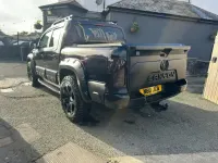 Used VW Amarok Ultimate 180 HP (132 kW) 2015 Black Pickup