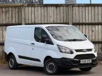 Used Ford Transit Custom 100 HP (73 kW) 2015 White Van