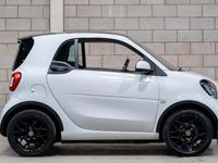 Usado Smart ForTwo Coupé 71 CV (52 kW) 2016 Blanco Coupe