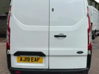 Used Ford Transit Custom 105 HP (77 kW) 2019 White Van