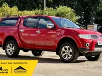 Used Mitsubishi L200 2013 Red Pickup